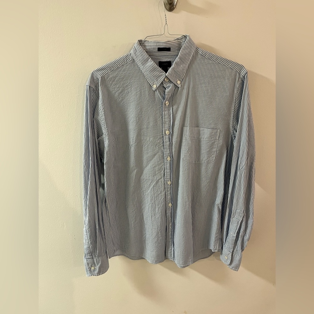 JCrew men’s seersucker button down - blue and white, size large